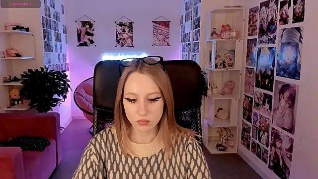 DariaTate online show from March 21, 2025, 5:45 pm