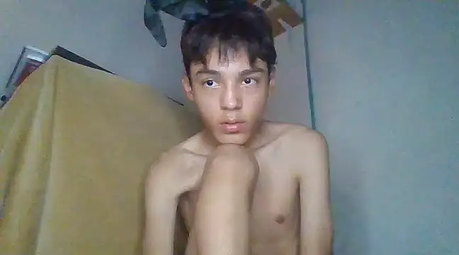 Snapshot of ChavoOT chatting on February 24, 2025, 4:27 am ChavoOT online show from February 24, 2025, 4:27 am