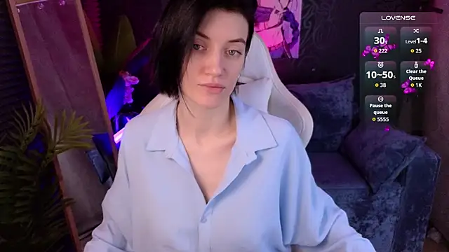 Snapshot of roxy_riot_ chatting on November 16, 2025, 1:32 am roxy riot online show from November 16, 2025, 1:32 am