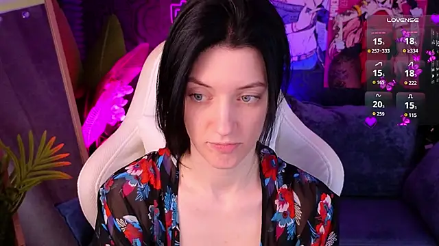 Snapshot of roxy_riot_ chatting on October 18, 2025, 1:29 am roxy riot online show from October 18, 2025, 1:29 am