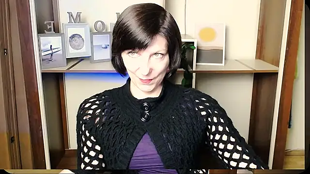  AngeliaFlow  online show from July 11, 2026, 8:03 am