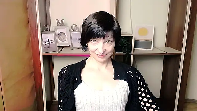 Snapshot of _AngeliaFlow_ chatting on March 17, 2026, 9:34 am AngeliaFlow online show from March 17, 2026, 9:34 am