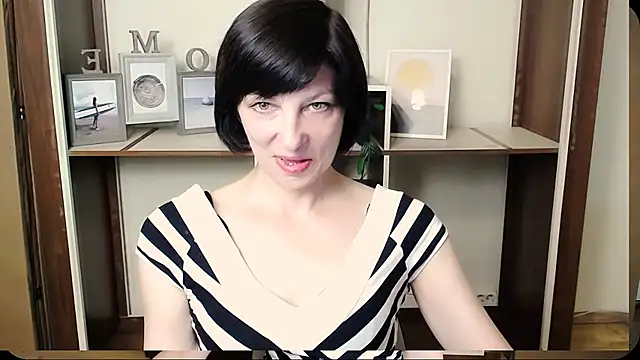  AngeliaFlow  online show from June 30, 2026, 7:52 am