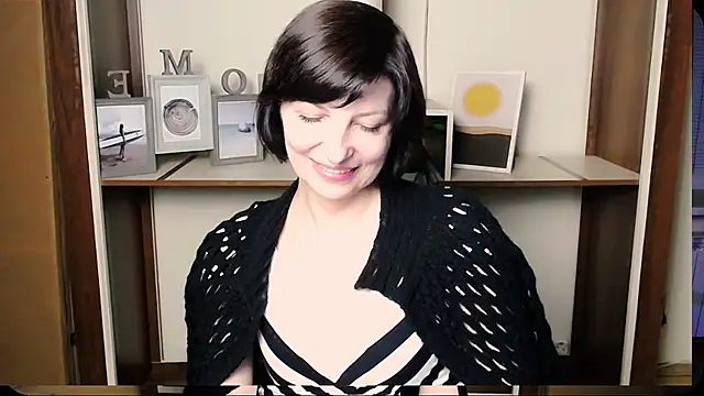  AngeliaFlow  online show from July 28, 2026, 11:17 am