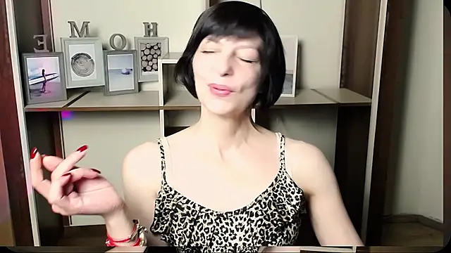  AngeliaFlow  online show from June 29, 2026, 8:32 am