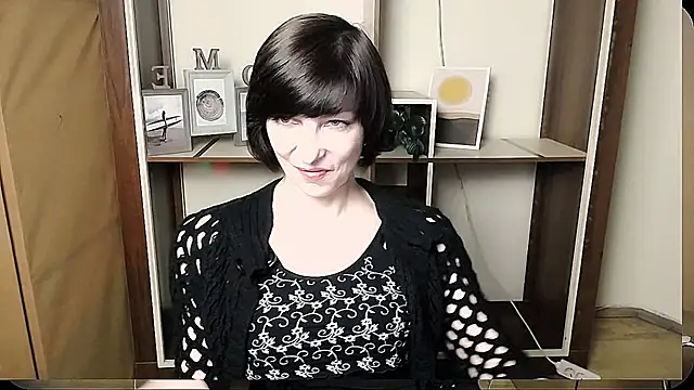 Snapshot of _AngeliaFlow_ chatting on June 3, 2026, 8:48 am AngeliaFlow online show from June 3, 2026, 8:48 am