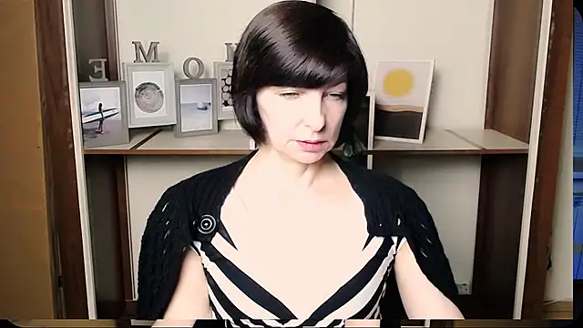  AngeliaFlow  online show from July 28, 2026, 7:27 am