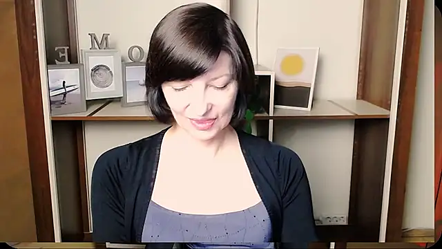  AngeliaFlow  online show from August 2, 2026, 7:29 am