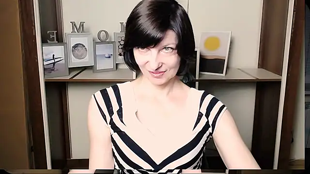  AngeliaFlow  online show from July 28, 2026, 12:48 pm