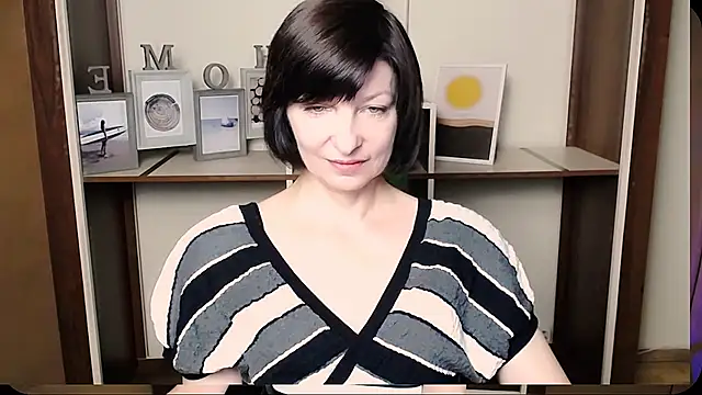  AngeliaFlow  online show from July 31, 2026, 7:08 am