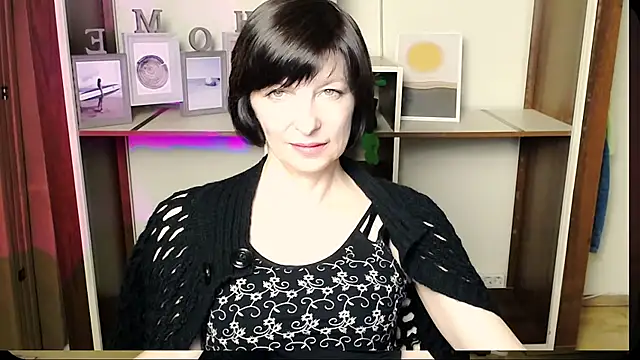  AngeliaFlow  online show from July 8, 2026, 9:10 am