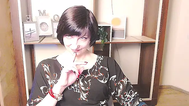  AngeliaFlow  online show from April 24, 2026, 10:39 am
