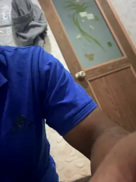 Snapshot of Rishwithr chatting on October 11, 2025, 5:36 pm Rishwithr online show from October 11, 2025, 5:36 pm