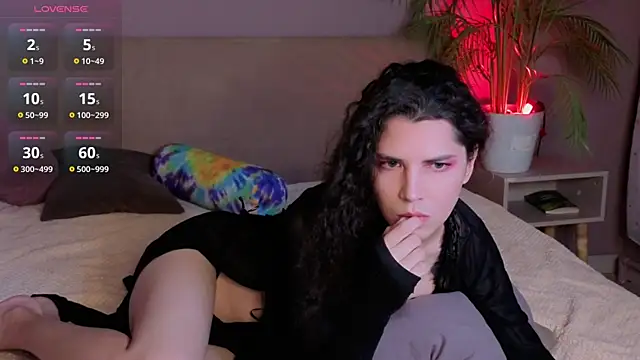 DamienLake online show from October 19, 2025, 8:33 pm