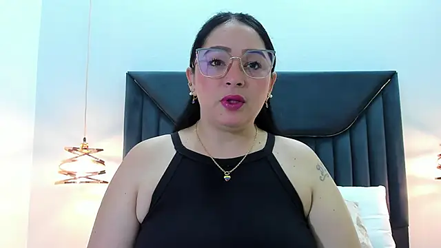 ZamiraGates online show from March 2, 2025, 3:45 am