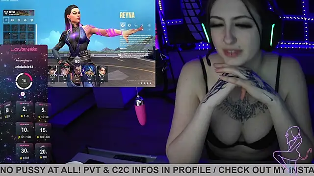 Snapshot of Gamergirl-Linela chatting on March 3, 2025, 12:12 am Gamergirl-Linela online show from March 3, 2025, 12:12 am