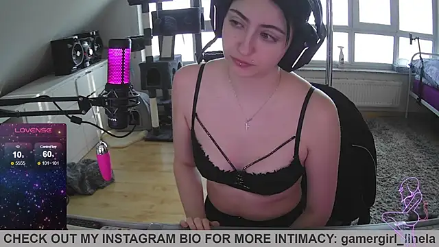 Gamergirl-Linela online show from October 7, 2025, 3:24 pm