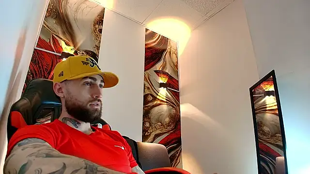 Luke davis01 online show from March 21, 2026, 1:04 pm