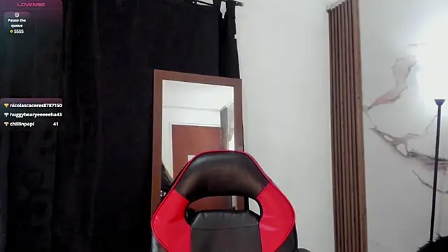 Snapshot of Sophia_Brunett chatting on March 14, 2025, 6:32 am Sophia Brunett online show from March 14, 2025, 6:32 am