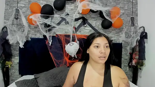 Snapshot of Sophia_Brunett chatting on November 2, 2025, 11:59 am Sophia Brunett online show from November 2, 2025, 11:59 am