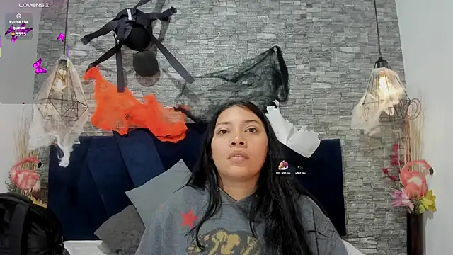 Snapshot of Sophia_Brunett chatting on October 23, 2025, 11:42 am Sophia Brunett online show from October 23, 2025, 11:42 am