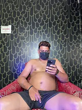 Snapshot of busy_kolkata chatting on July 15, 2026, 5:25 am busy kolkata online show from July 15, 2026, 5:25 am