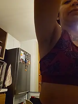 MaiPandora online show from April 4, 2026, 11:22 pm