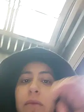 Snapshot of MaiPandora chatting on November 6, 2025, 10:58 pm MaiPandora online show from November 6, 2025, 10:58 pm