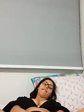 Snapshot of MaiPandora chatting on October 9, 2025, 2:12 am MaiPandora online show from October 9, 2025, 2:12 am