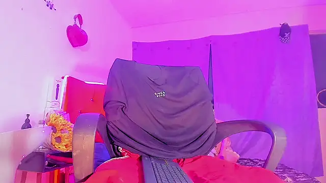 val princes online show from December 19, 2025, 11:23 am