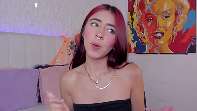 Snapshot of Mirandaa_Rogers chatting on November 3, 2025, 7:06 pm Mirandaa Rogers online show from November 3, 2025, 7:06 pm