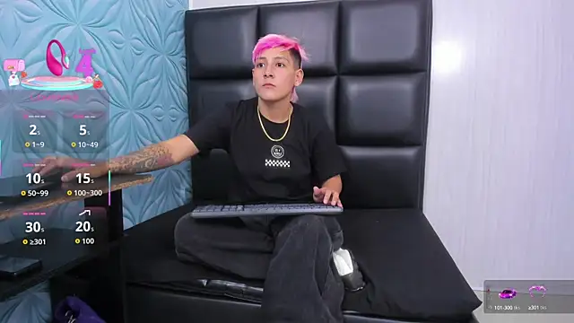 Brianna Hard online show from September 30, 2025, 3:23 am
