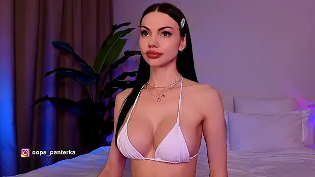 Snapshot of AmyLeeplay chatting on May 2, 2026, 7:30 pm AmyLeeplay online show from May 2, 2026, 7:30 pm