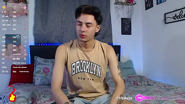 Snapshot of kyle_clint07 chatting on July 2, 2026, 3:23 am kyle clint07 online show from July 2, 2026, 3:23 am