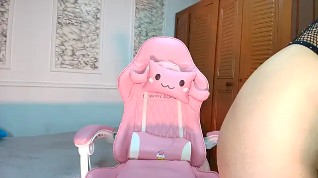 Snapshot of Danella_houston chatting on October 7, 2025, 6:31 pm Danella houston online show from October 7, 2025, 6:31 pm