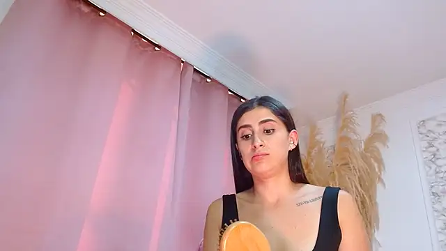 Danella houston online show from June 19, 2026, 9:20 pm