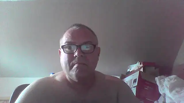 Snapshot of mkestr69 chatting on June 13, 2026, 7:23 pm mkestr69 online show from June 13, 2026, 7:23 pm