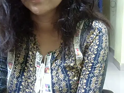 Snapshot of Your_cutiepie_ chatting on October 6, 2025, 5:46 pm Your cutiepie online show from October 6, 2025, 5:46 pm