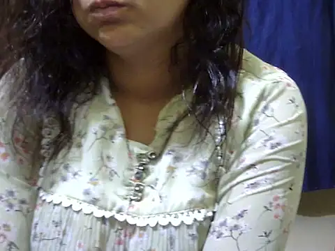 Snapshot of Your_cutiepie_ chatting on September 13, 2025, 5:13 pm Your cutiepie online show from September 13, 2025, 5:13 pm