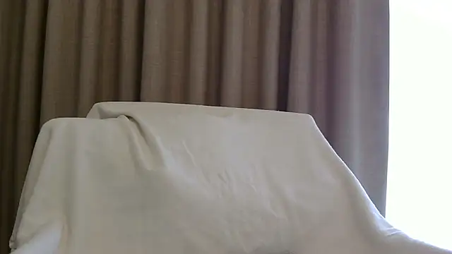 Snapshot of redpoint34 chatting on November 5, 2025, 8:06 am redpoint34 online show from November 5, 2025, 8:06 am