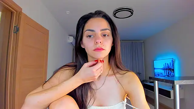 Snapshot of EmiliaZen chatting on November 6, 2025, 7:40 pm EmiliaZen online show from November 6, 2025, 7:40 pm