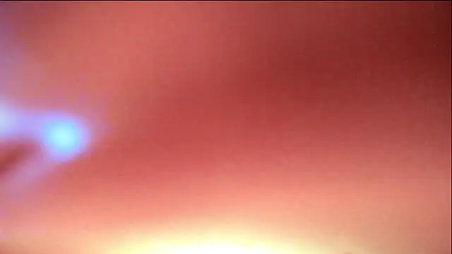 Snapshot of EmiliaZen chatting on November 4, 2025, 5:28 pm EmiliaZen online show from November 4, 2025, 5:28 pm