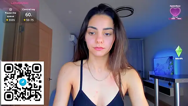 Snapshot of EmiliaZen chatting on November 27, 2025, 3:23 pm EmiliaZen online show from November 27, 2025, 3:23 pm