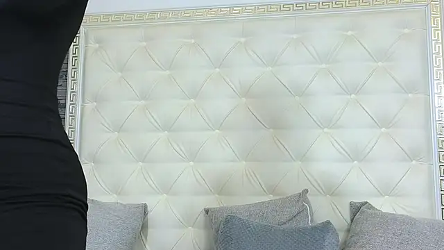 Snapshot of EliteDomina chatting on March 19, 2026, 8:03 am EliteDomina online show from March 19, 2026, 8:03 am