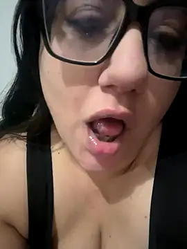 Snapshot of daianaspencer chatting on November 18, 2025, 7:44 am daianaspencer online show from November 18, 2025, 7:44 am