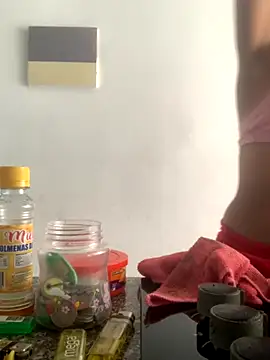 dulcecataliina online show from October 6, 2025, 12:06 pm