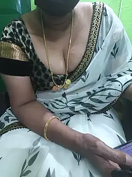 niiveditha online show from December 21, 2025, 7:43 am