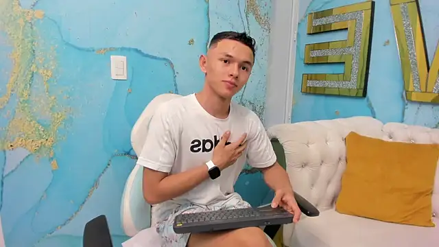 Andy dior18 online show from March 2, 2025, 1:58 am