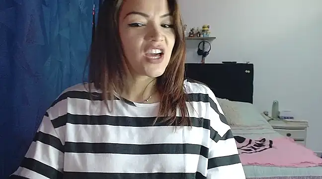 Snapshot of PenelopeMist chatting on February 27, 2025, 10:20 pm PenelopeMist online show from February 27, 2025, 10:20 pm