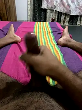 lalakadl online show from October 4, 2025, 3:35 pm